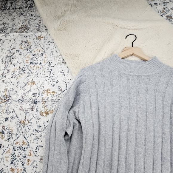 Torrid Vegan Cashmere Turtleneck Tunic Sweater Heather Gray 2 BNWT - Picture 2 of 7